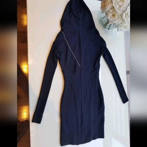 BCBG sweater dress - Picture 2 of 2